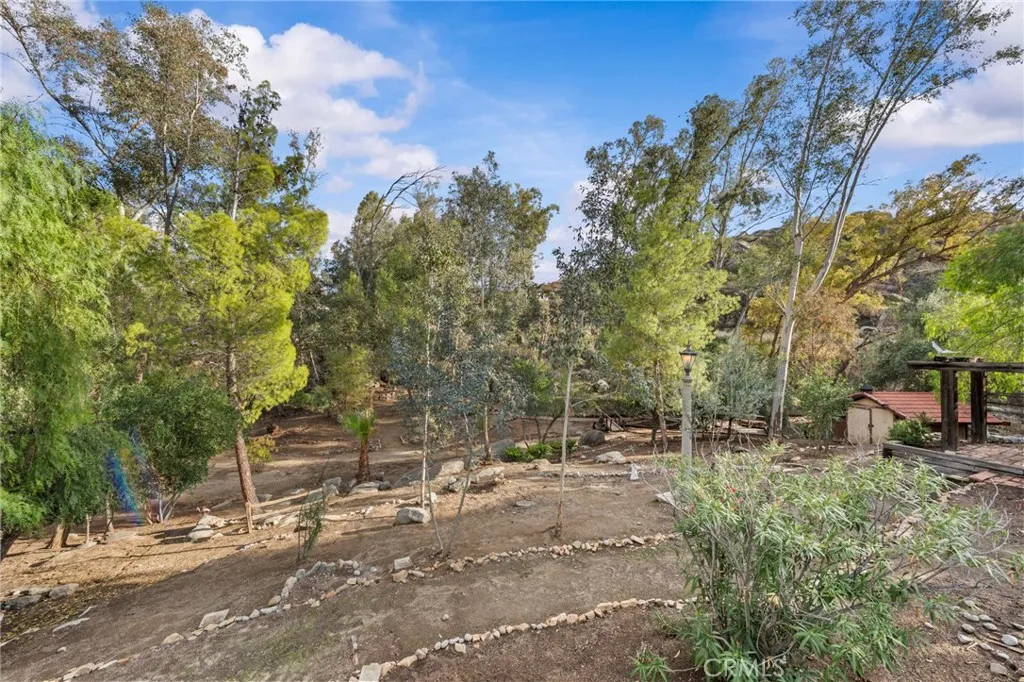 41785 Vermont, Hemet, California 92544 home-pic-22